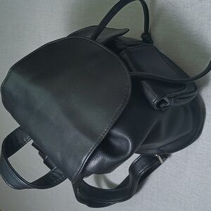 Wild Fable Backpack w/Drawstring, Magnetic Close Flap & 2 front pockets